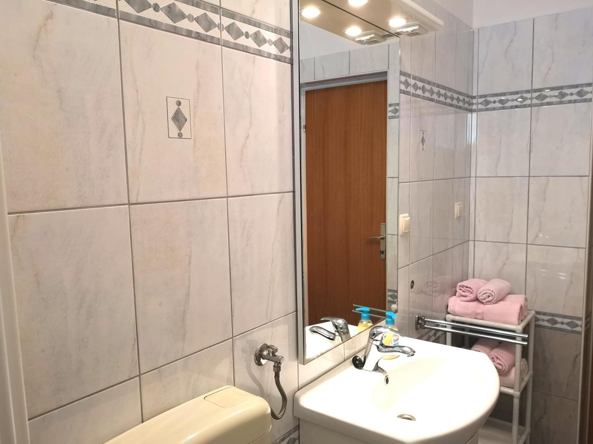 Apartments With A Swimming Pool Banjol, Rab - 11382 Kamer foto